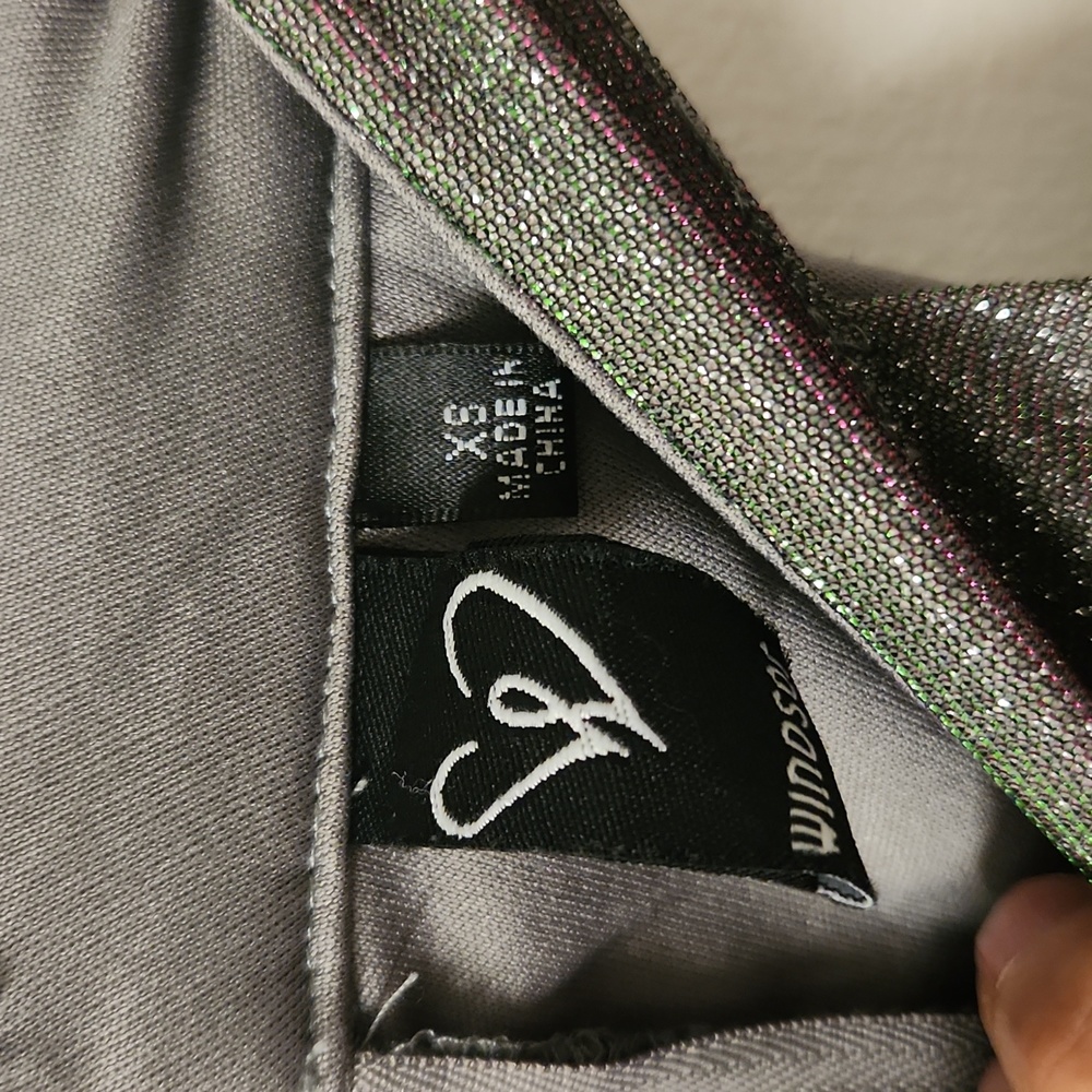 Windsor Metallic Holographic Dress size XS - Picture 6 of 9